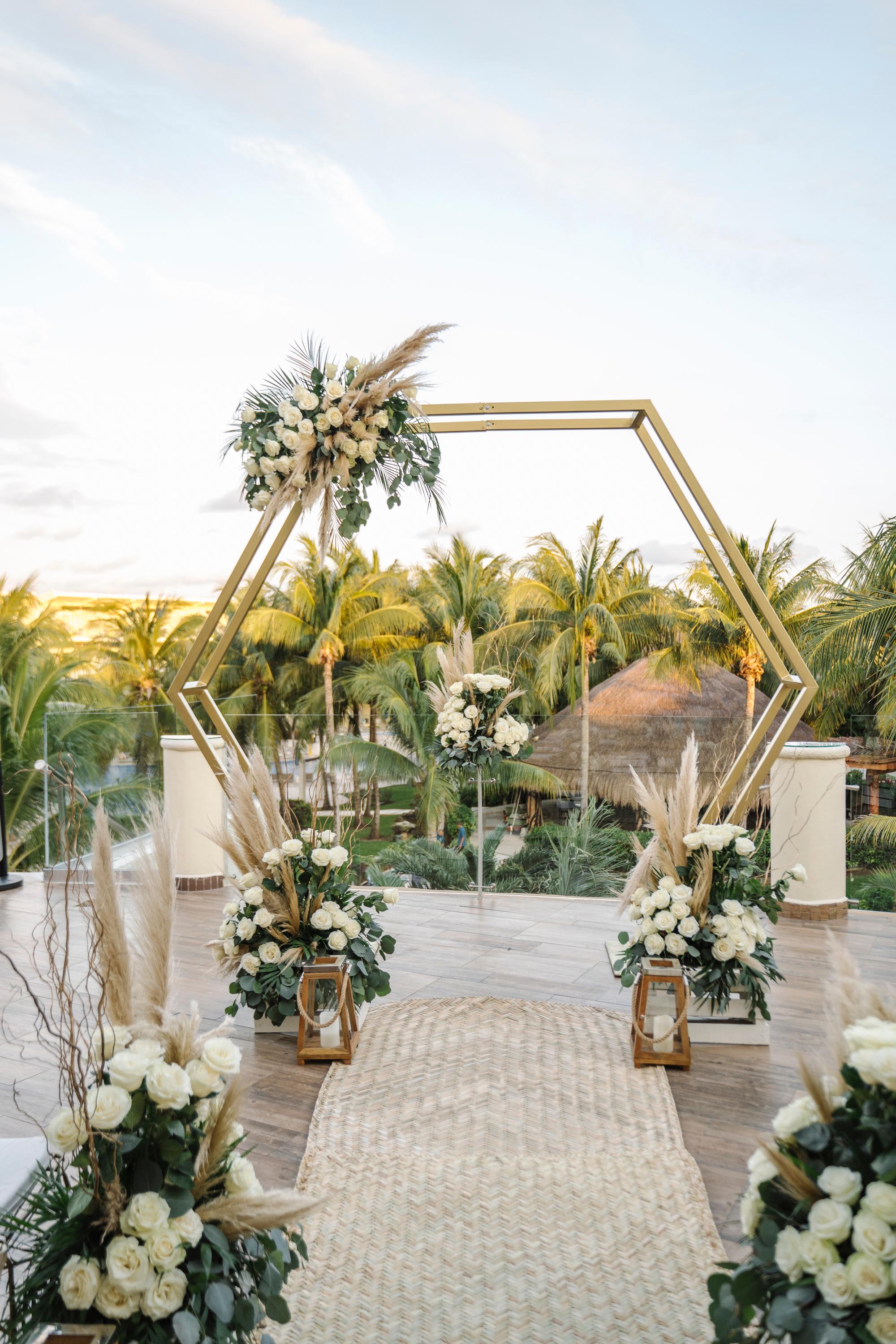 Wedding alter
