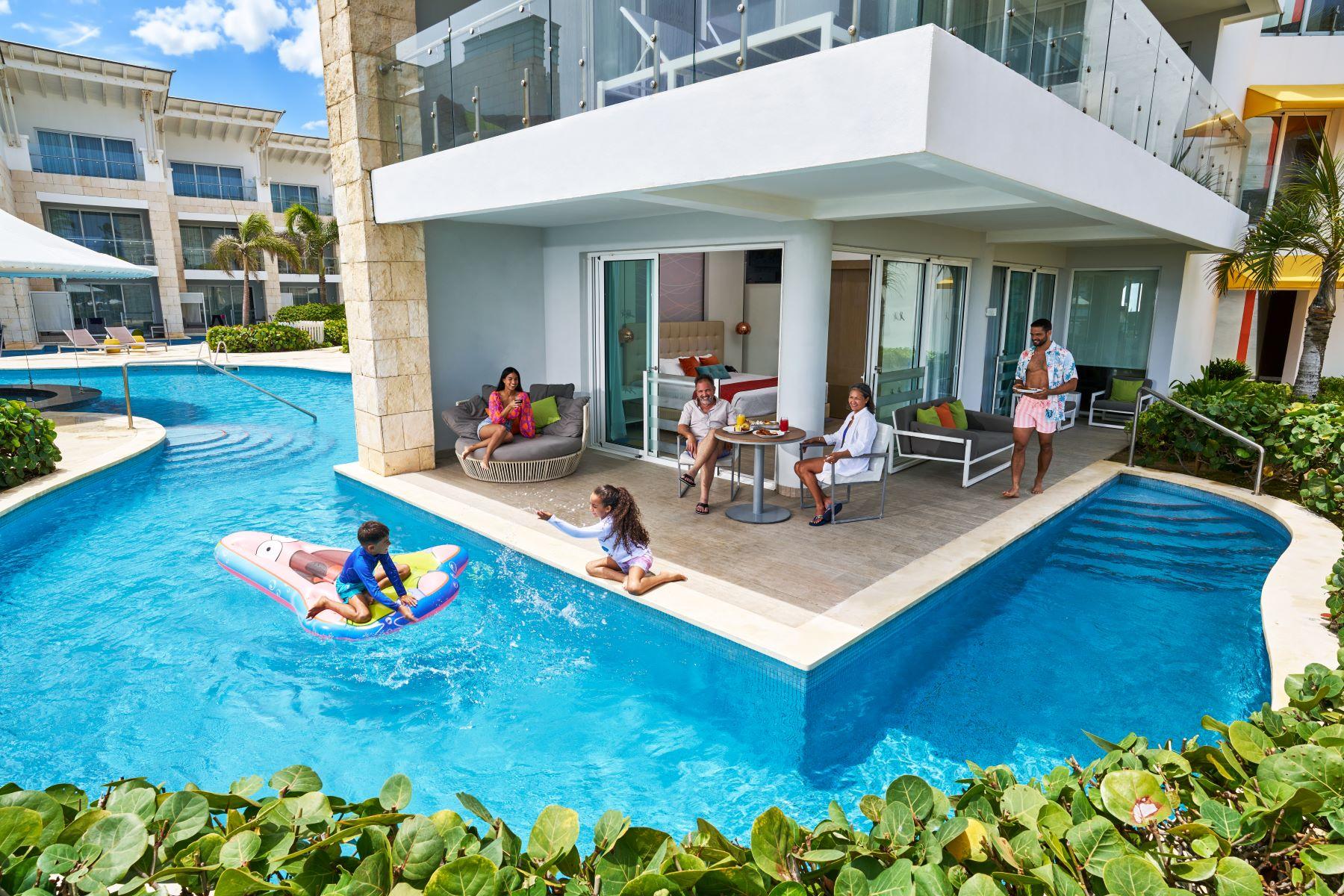 Room Pool
