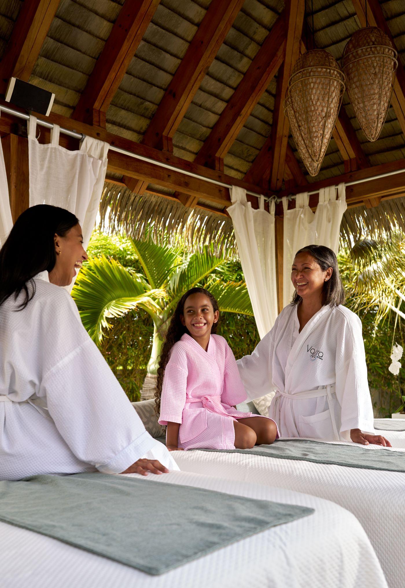 girl with mom in spa