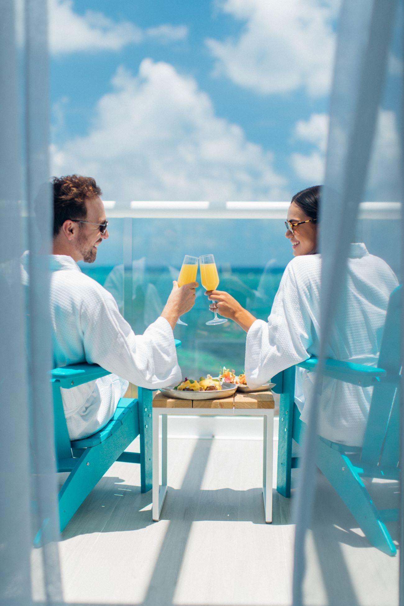 couple breakfast in the balcony