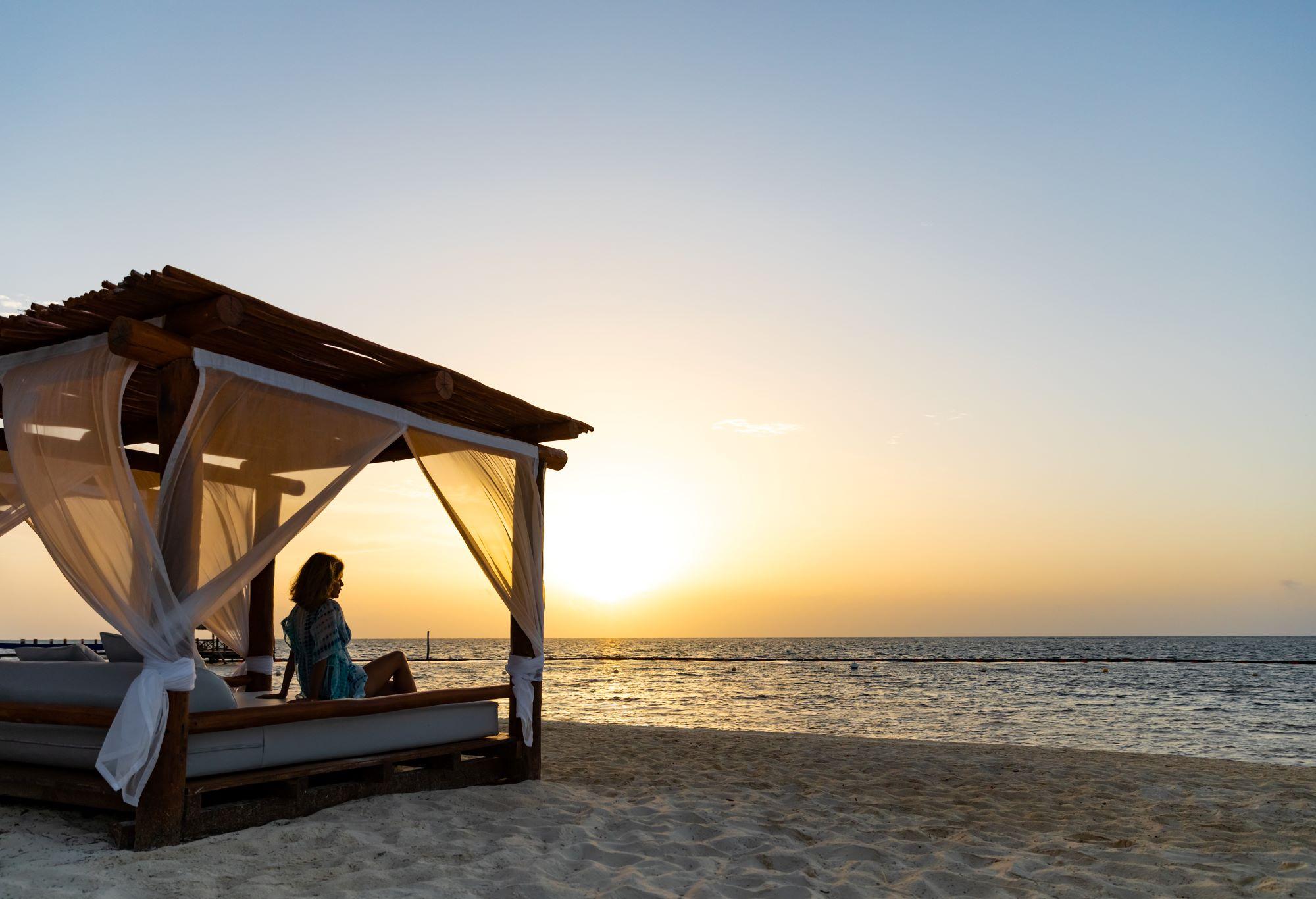 Beach Lifestyle Margaritaville Riviera Cancun