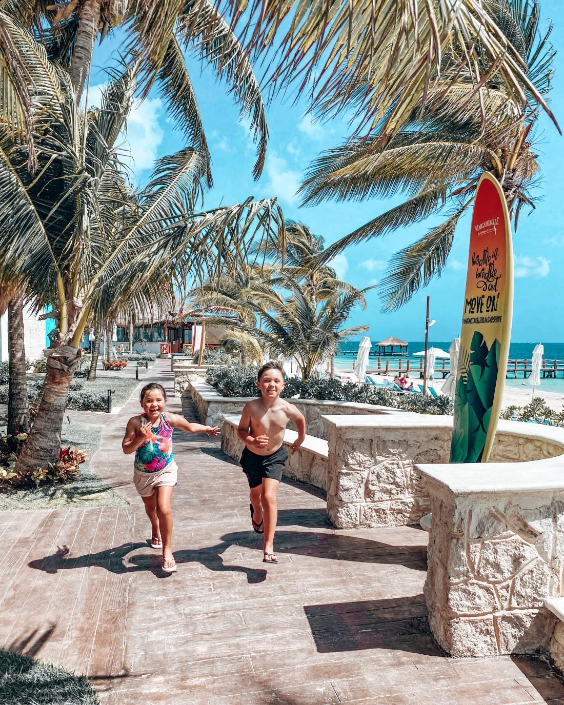 Resort Lifestyle Margaritaville Riviera Cancun
