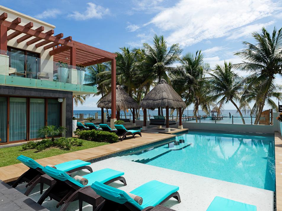 Architecture Pool Azul Villa Esmeralda