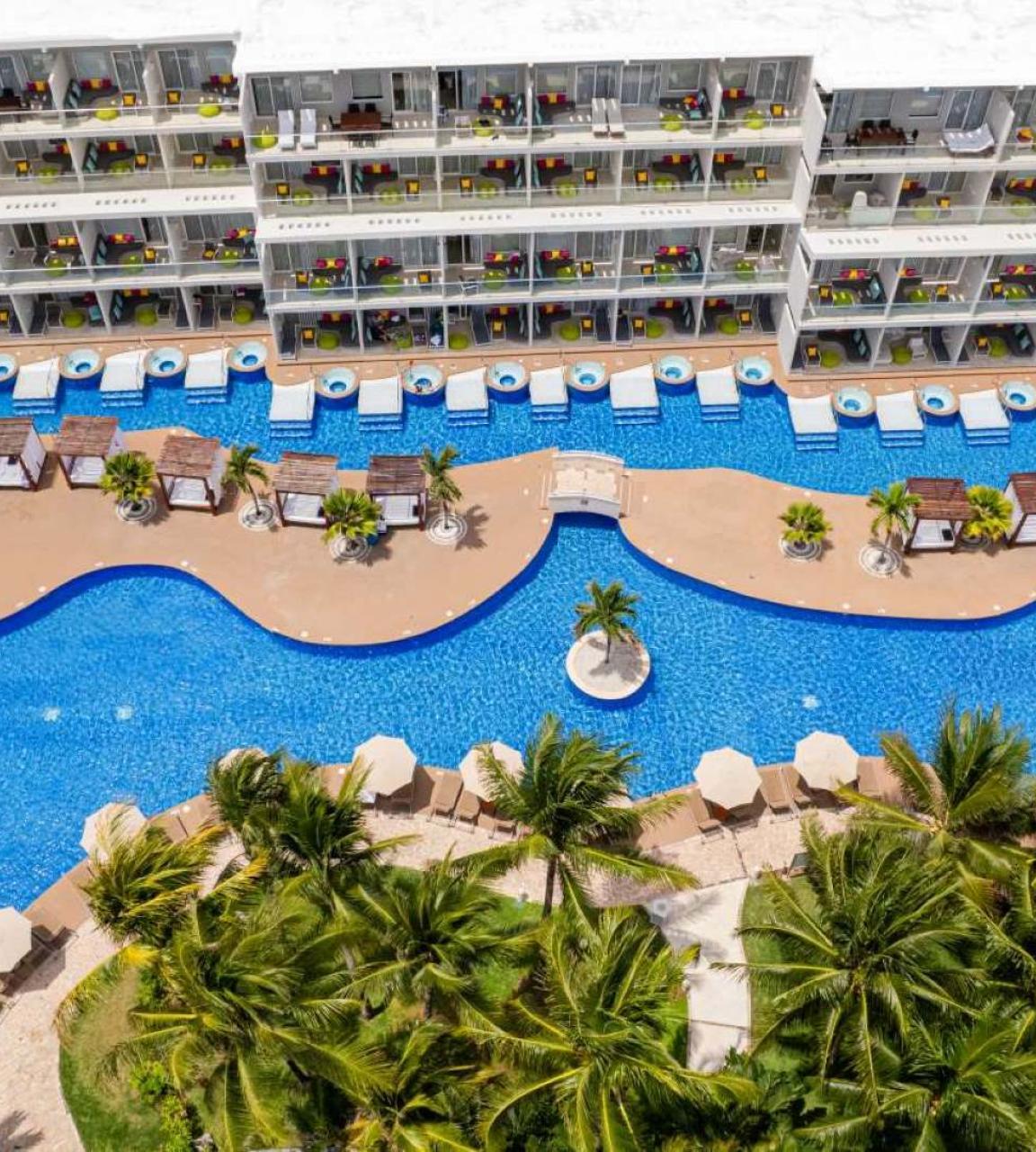 Pool & Beach Azul Riviera Cancun 10