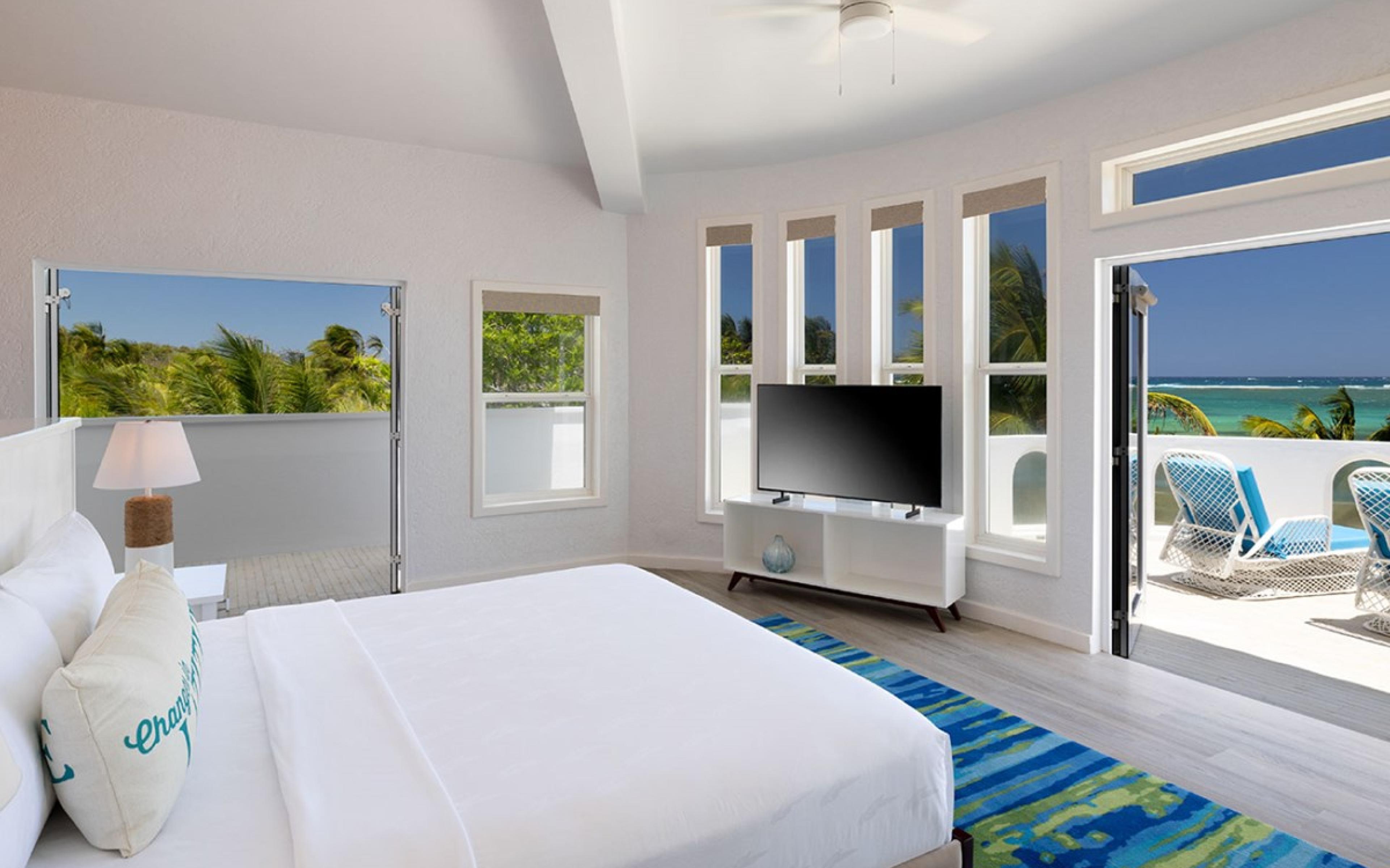 Island Breeze Three Bedroom Penthouse Suite Ocean Front Room
