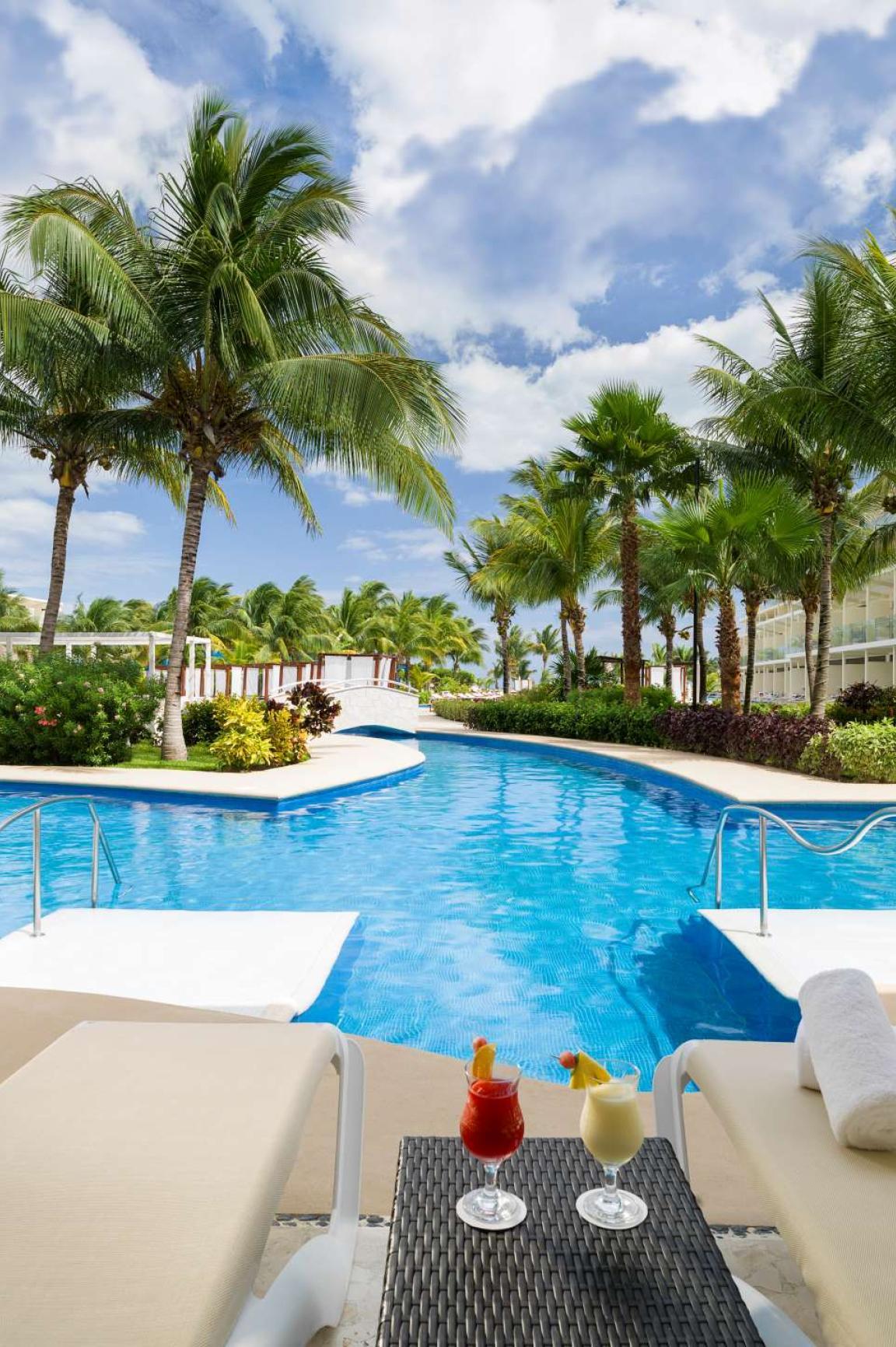 Swim Up Junior Suite Rooms Azul Riviera Cancún
